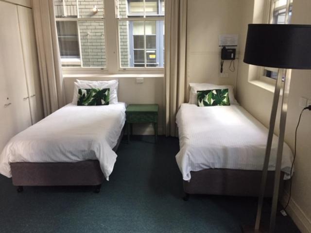 Guest house Drummond House, Royal Far West 2*