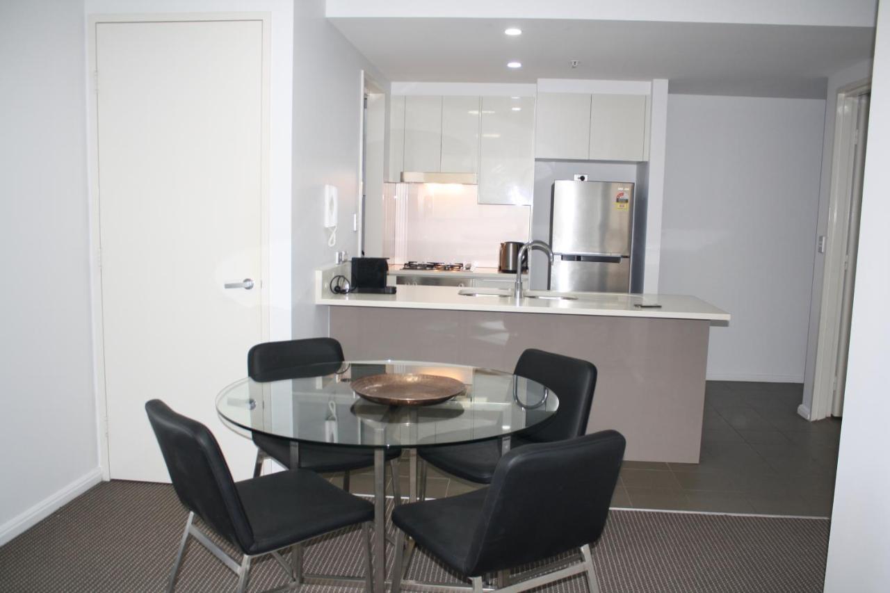 North Wyndel Apartments-mil1005 Sydney