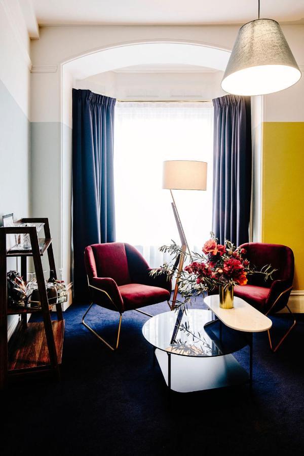 Harry, Ascend Collection 4* Sydney