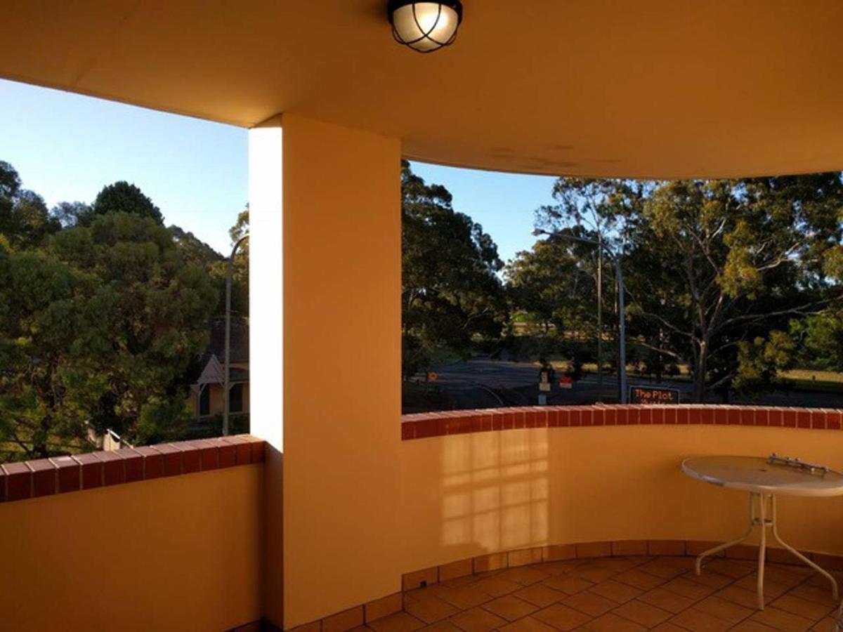 Apartment Away From Parramatta *