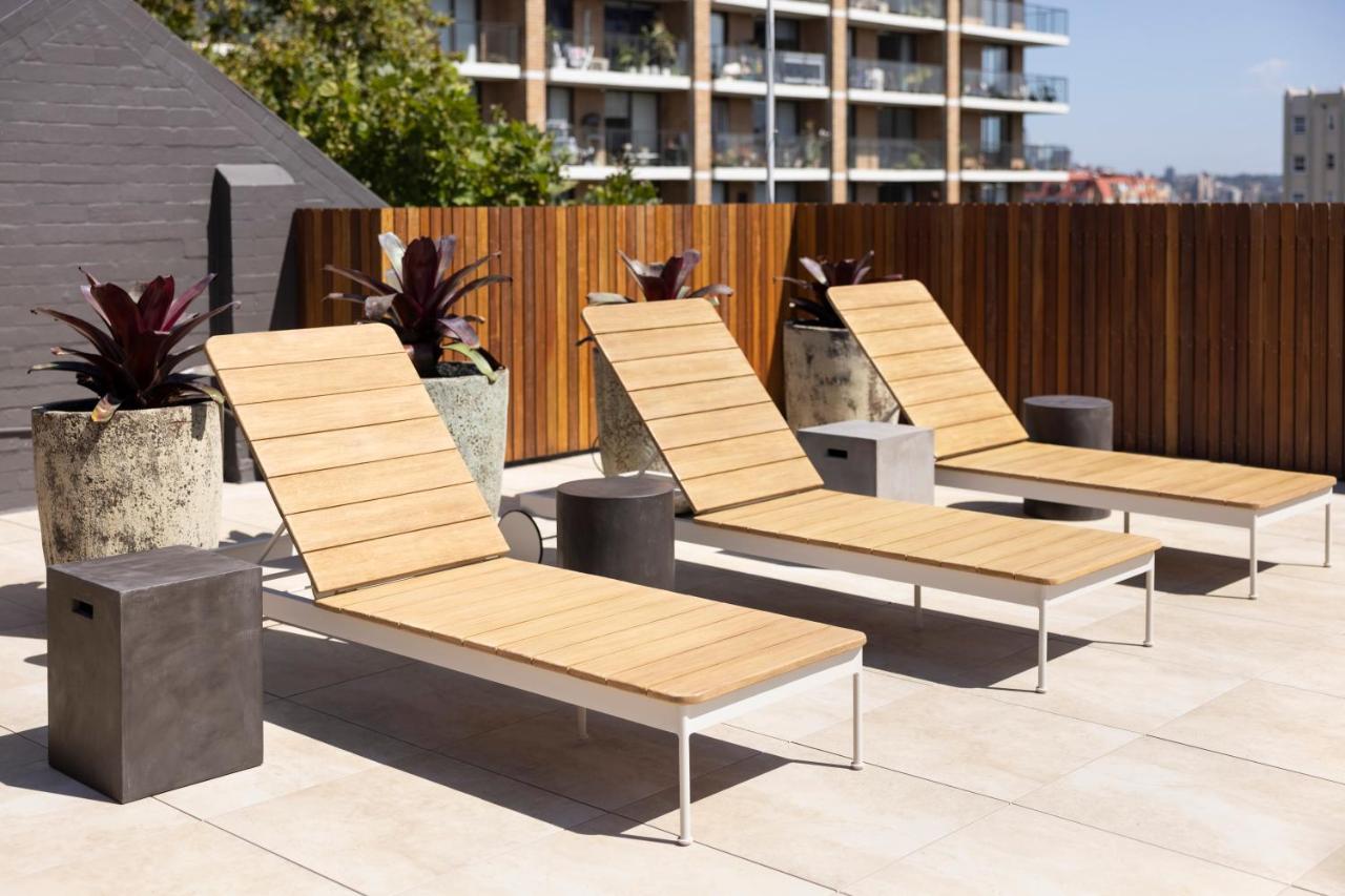 Regents Court Aparthotel 4*