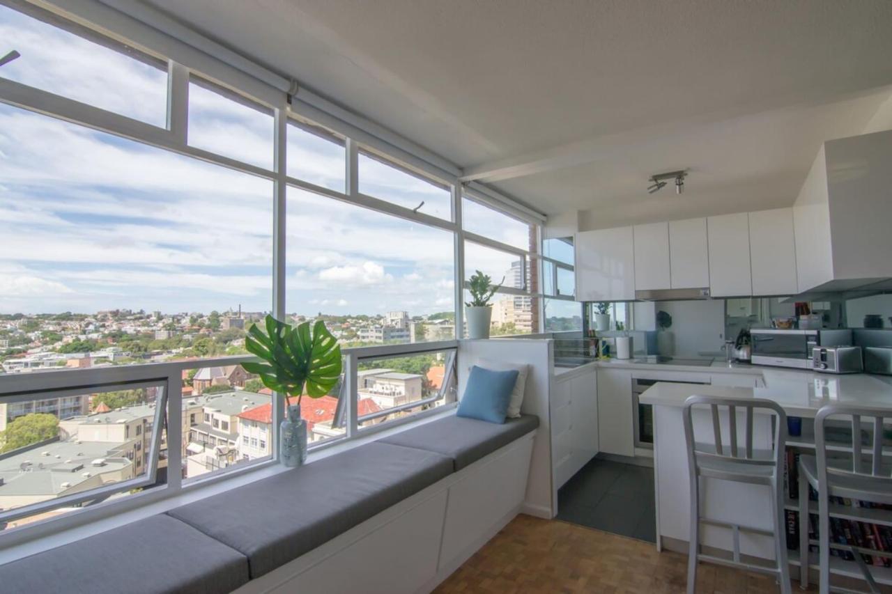 Bright 1 Bedroom With Amazing Views Apartment *