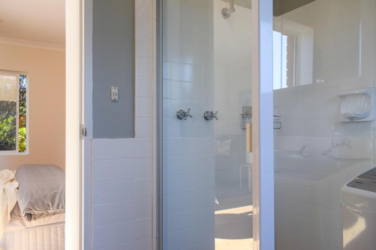 Sun-drenched 1 Bed In Newtown * Sydney