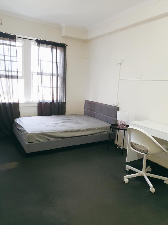 Hostel Nina's Place *