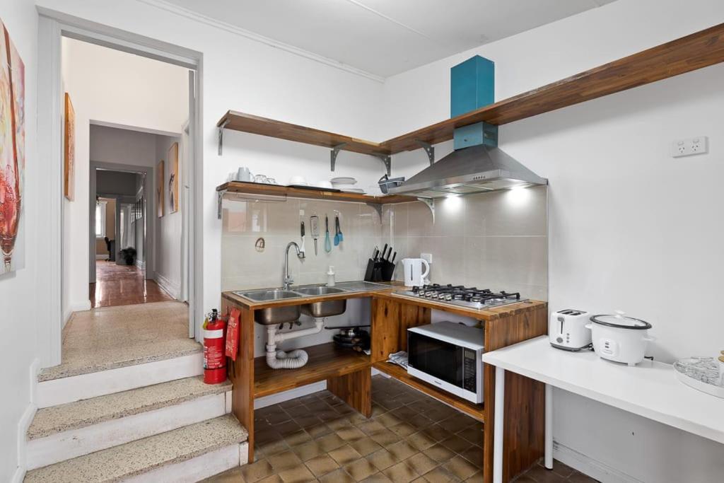 Quiet Private In Kensington Near Unsw, Light Railway&bus 1d Holiday home