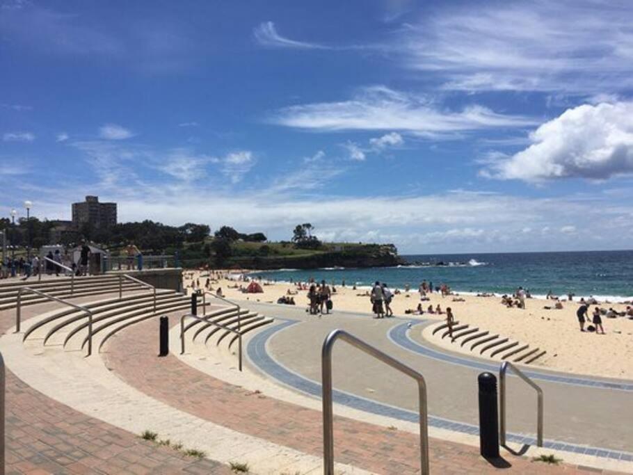 Lovely Modern Coogee