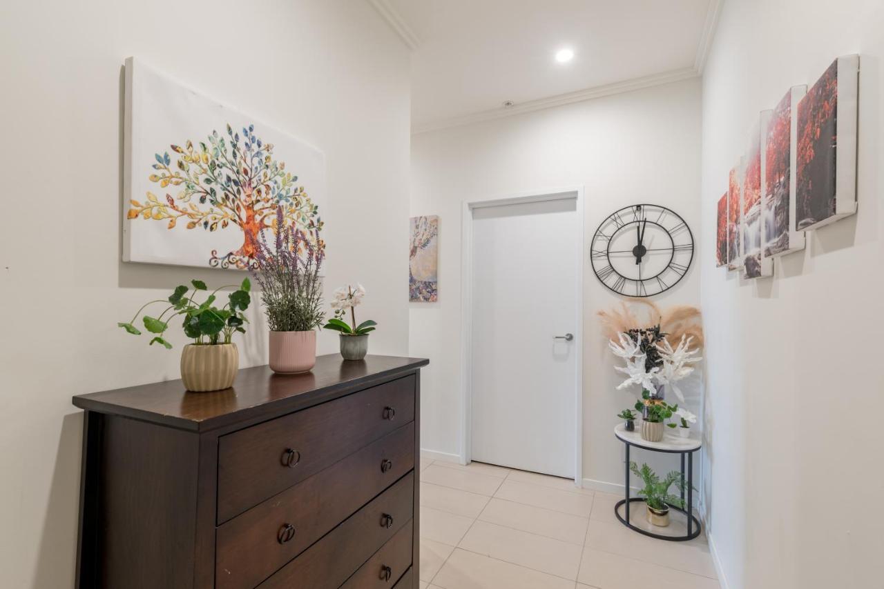 Apartment 2br Apt In Hurstville 1min To Train Sleep8 *