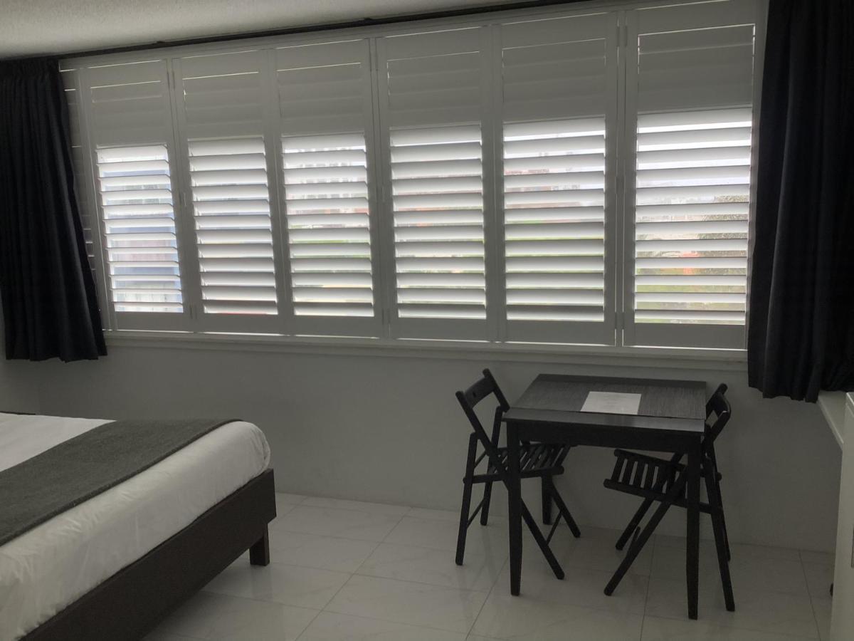 Studio With Stunning Views & Free Parking Apartment *