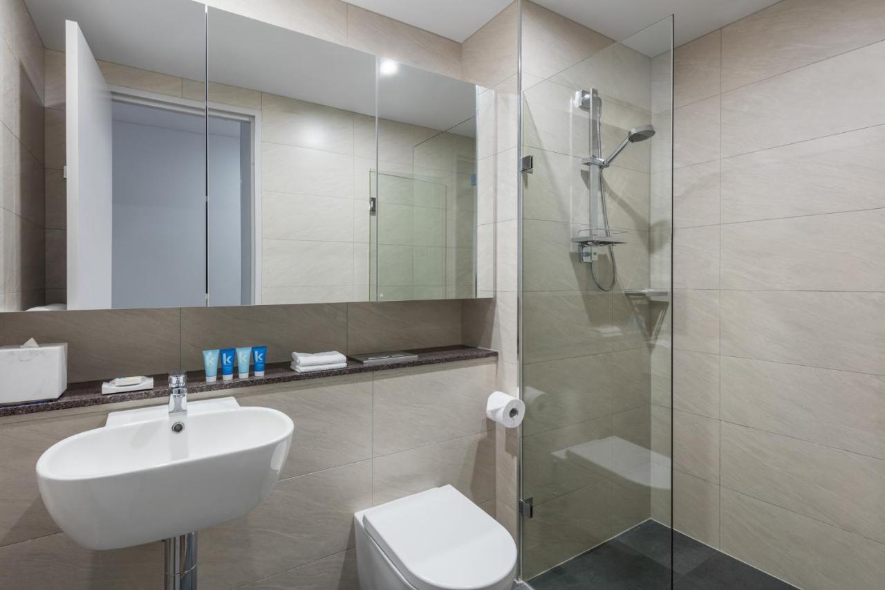 Hotel Meriton Chatswood 5*
