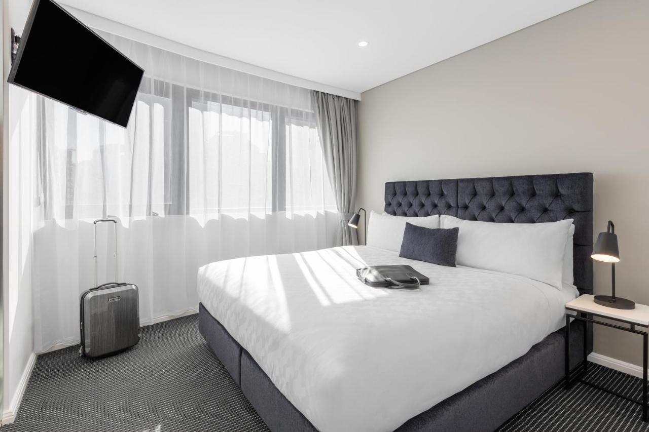 Hotel Meriton Kent Street,