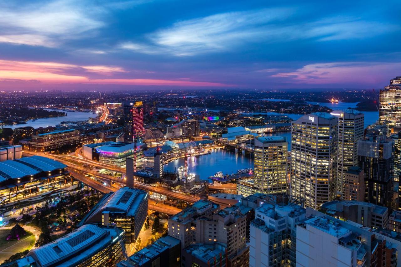 Hotel Meriton Kent Street, 5*