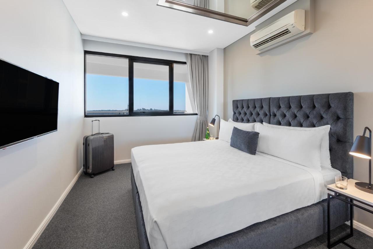Meriton Kent Street, 5*