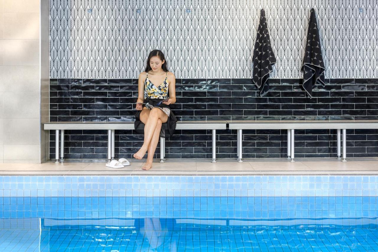 Hotel Meriton Chatswood 5*