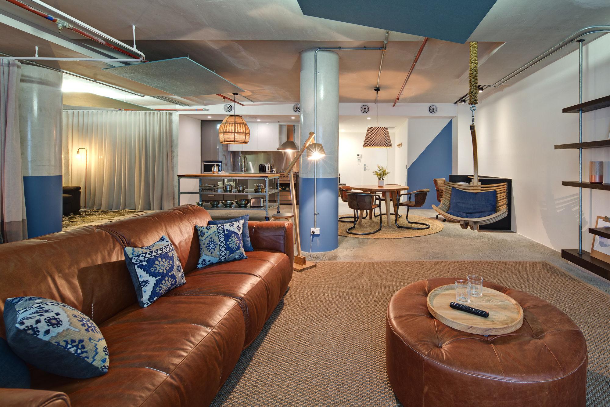 Zara Tower - Luxury And