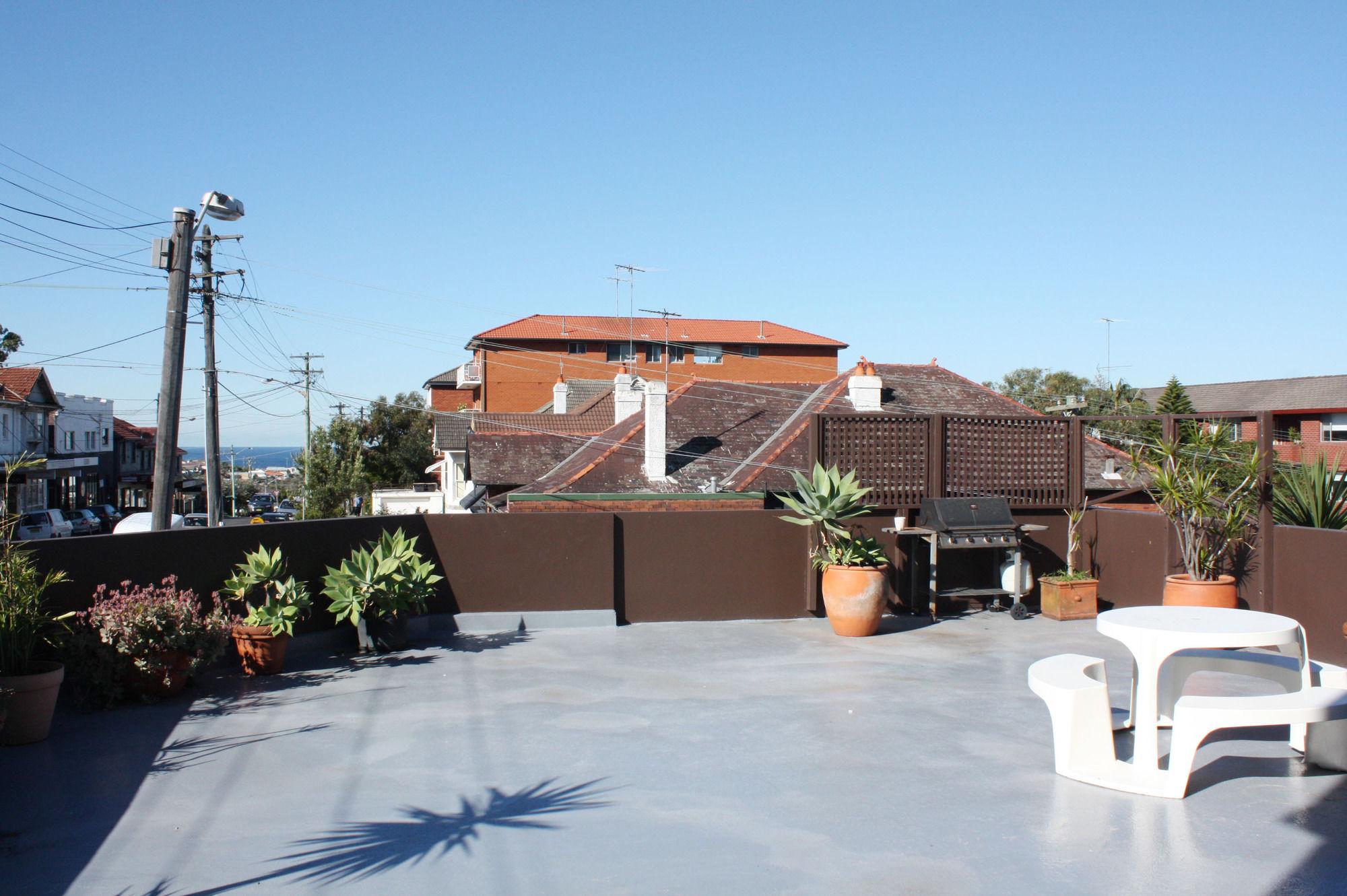 Little Coogee Hotel Hostel Sydney
