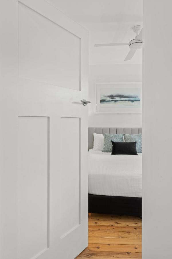 Mulwarree Avenue By Urban Rest * Sydney
