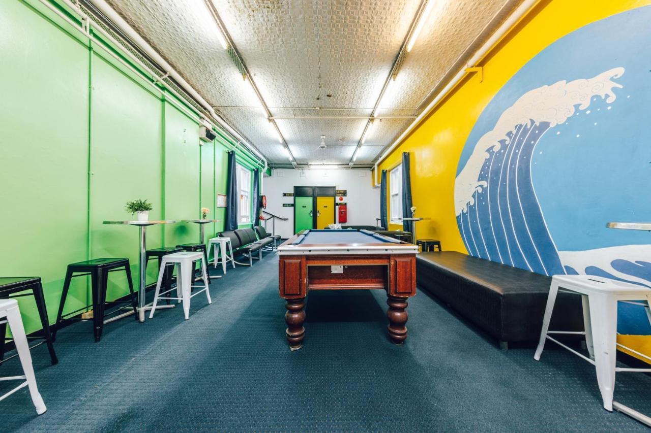 Maze Backpackers -