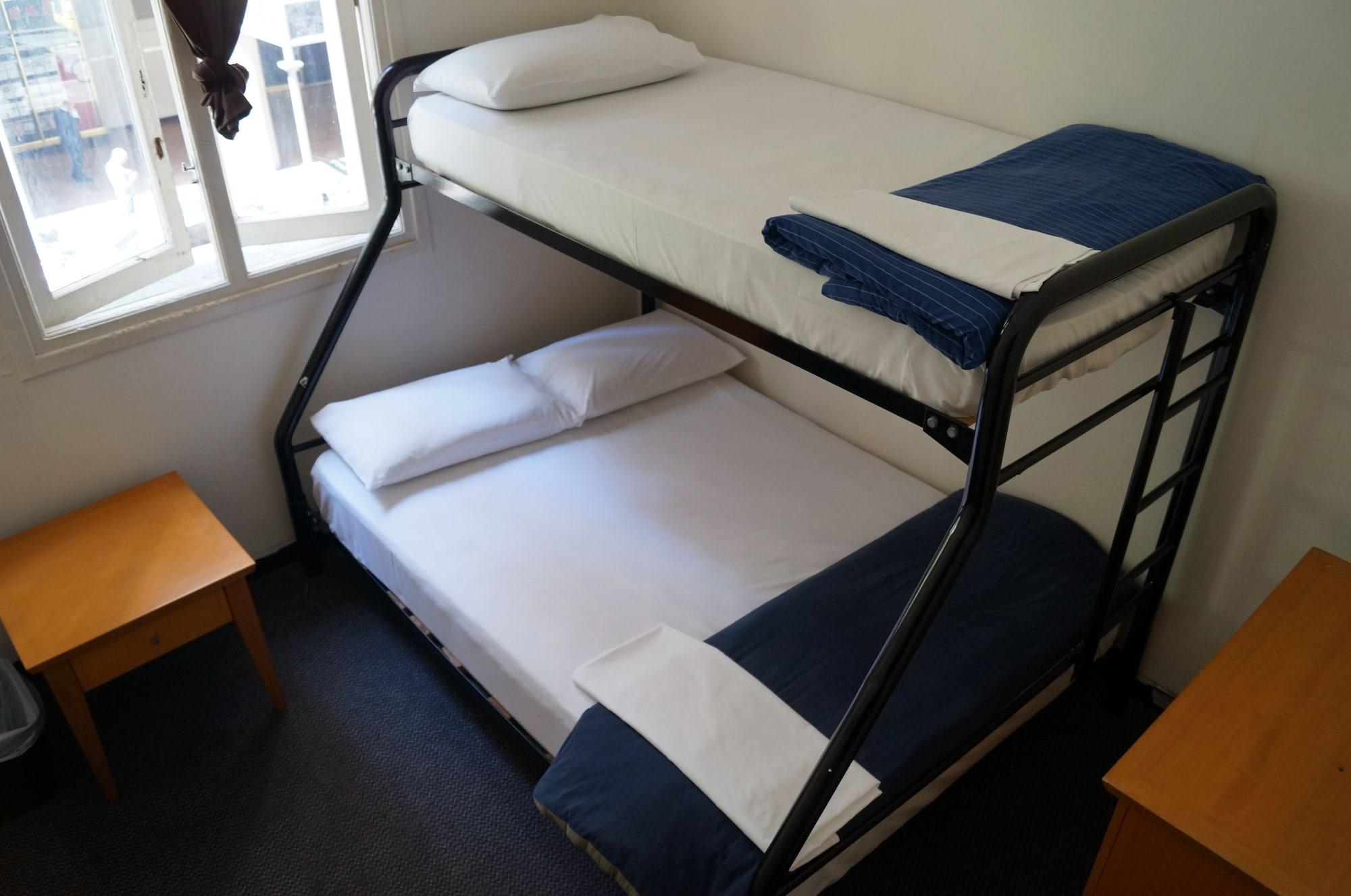 Maze Backpackers - *