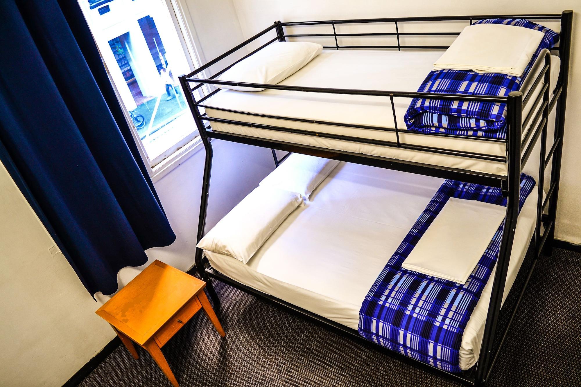 Maze Backpackers - *