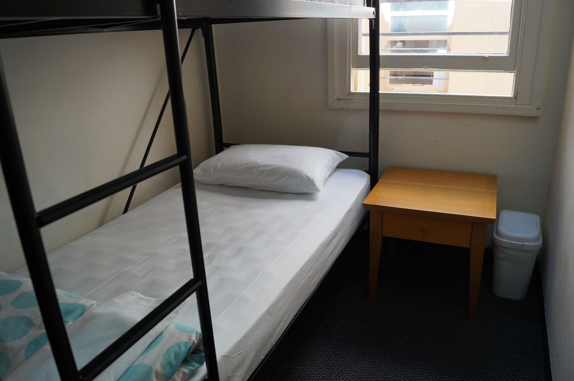 Maze Backpackers - Sydney