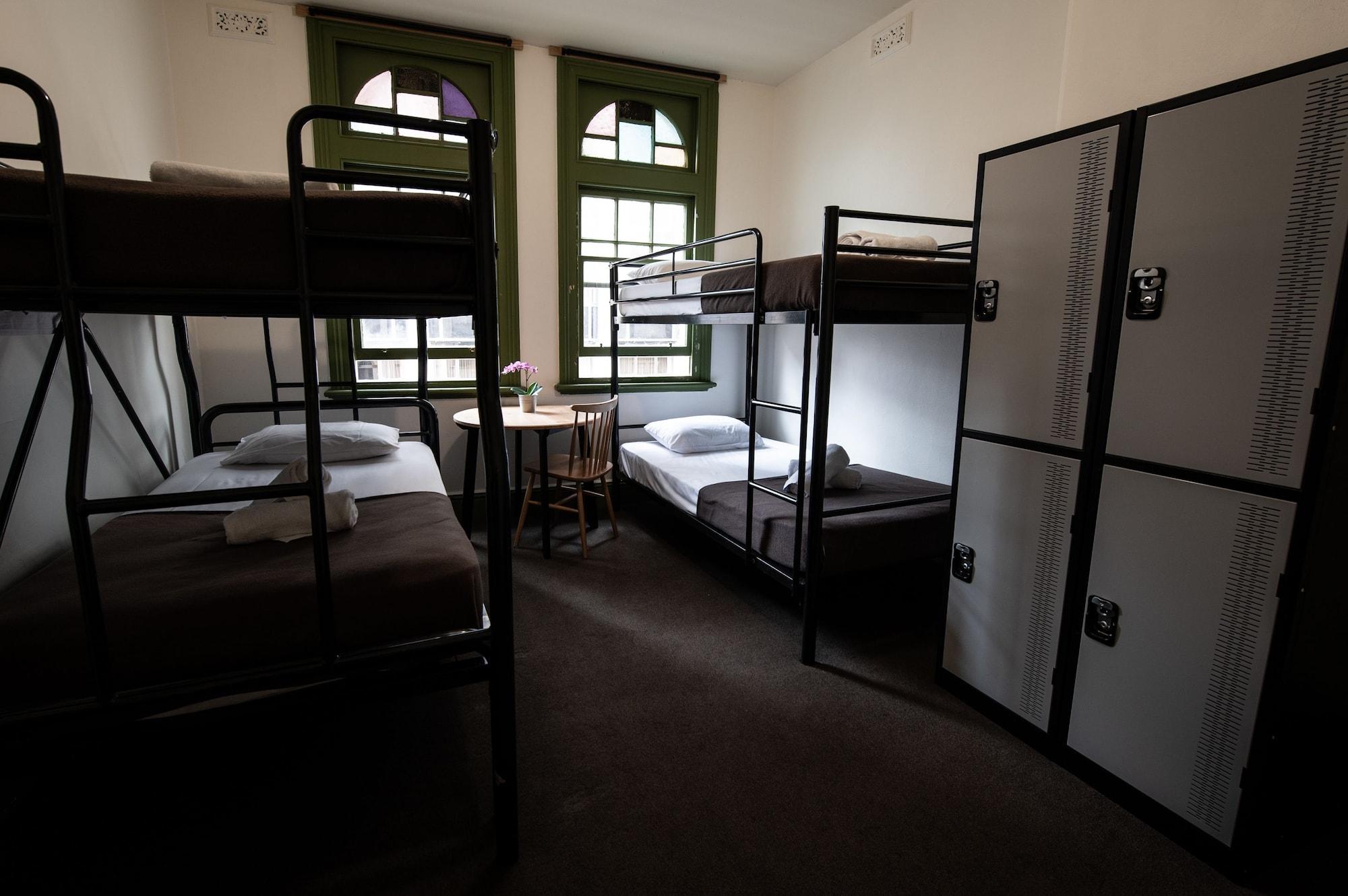 Sydney Central Inn *
