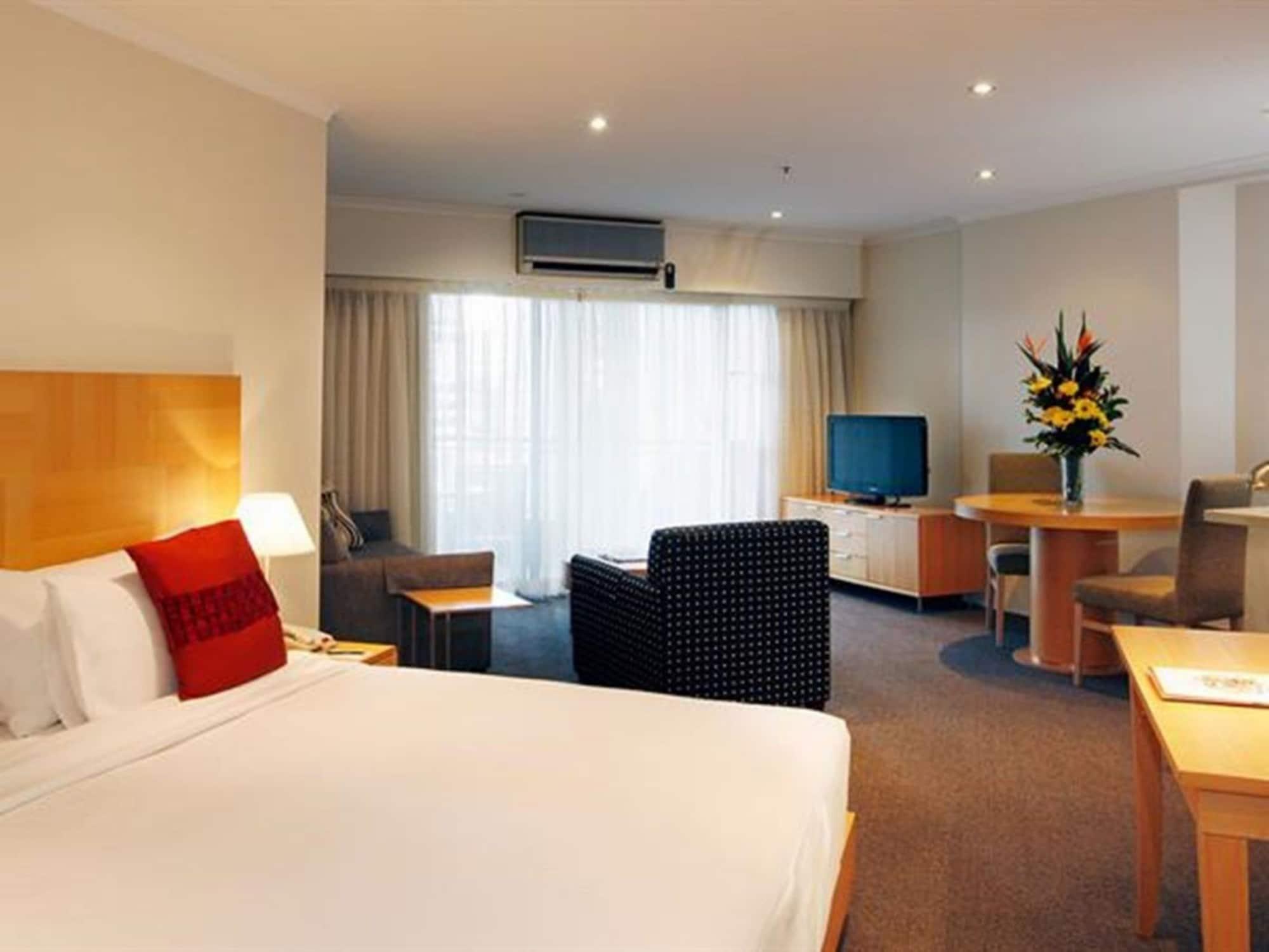 Aparthotel The York By Swiss-belhotel 4*