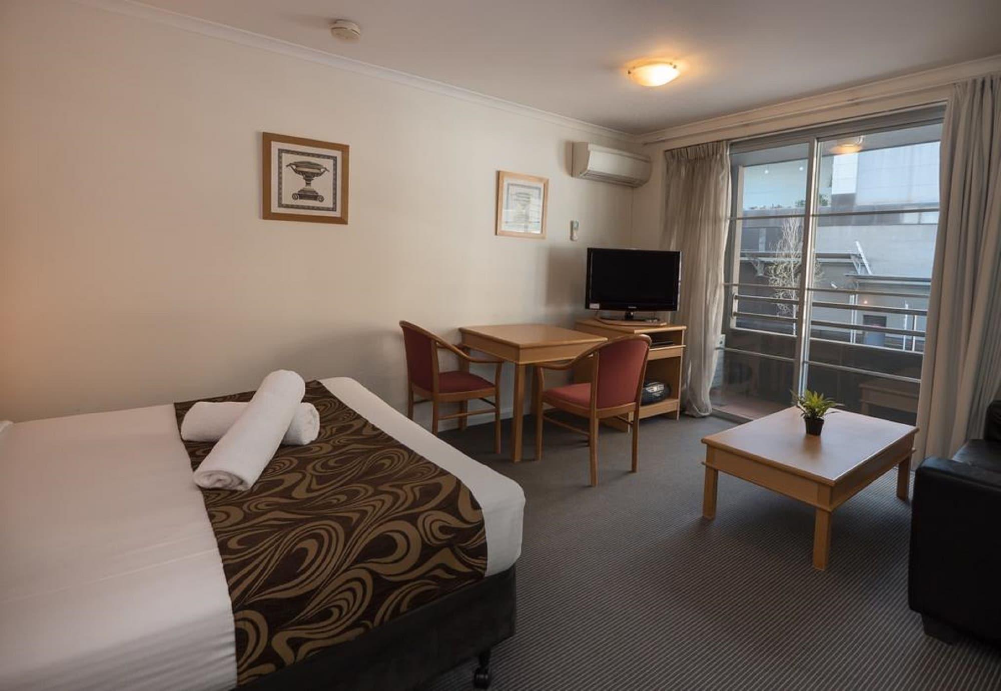 Aparthotel Napoleon On Kent 4*