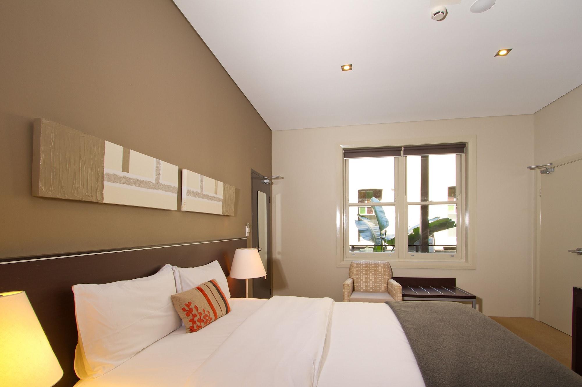 Vulcan Hotel Sydney