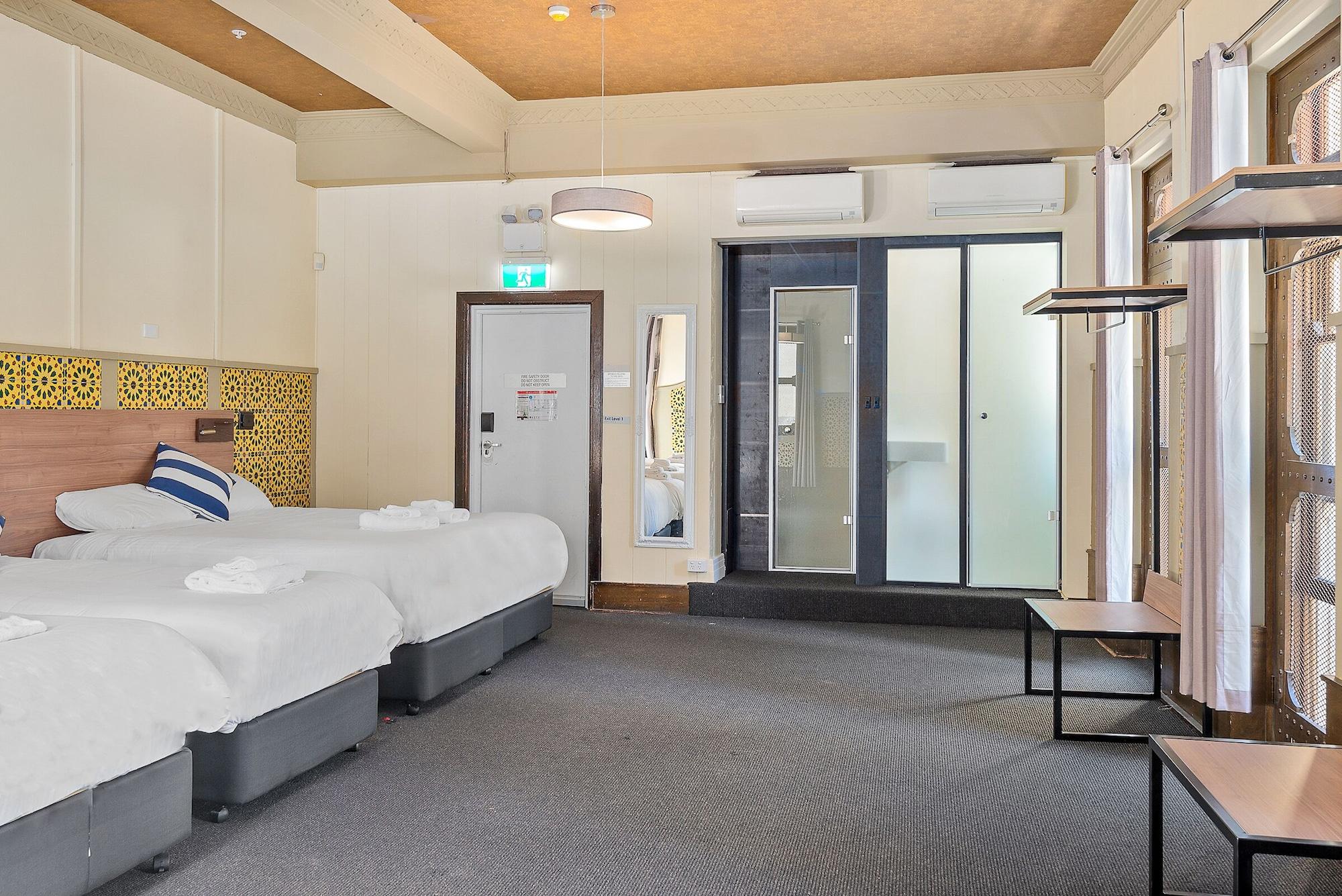 Criterion 3* Sydney