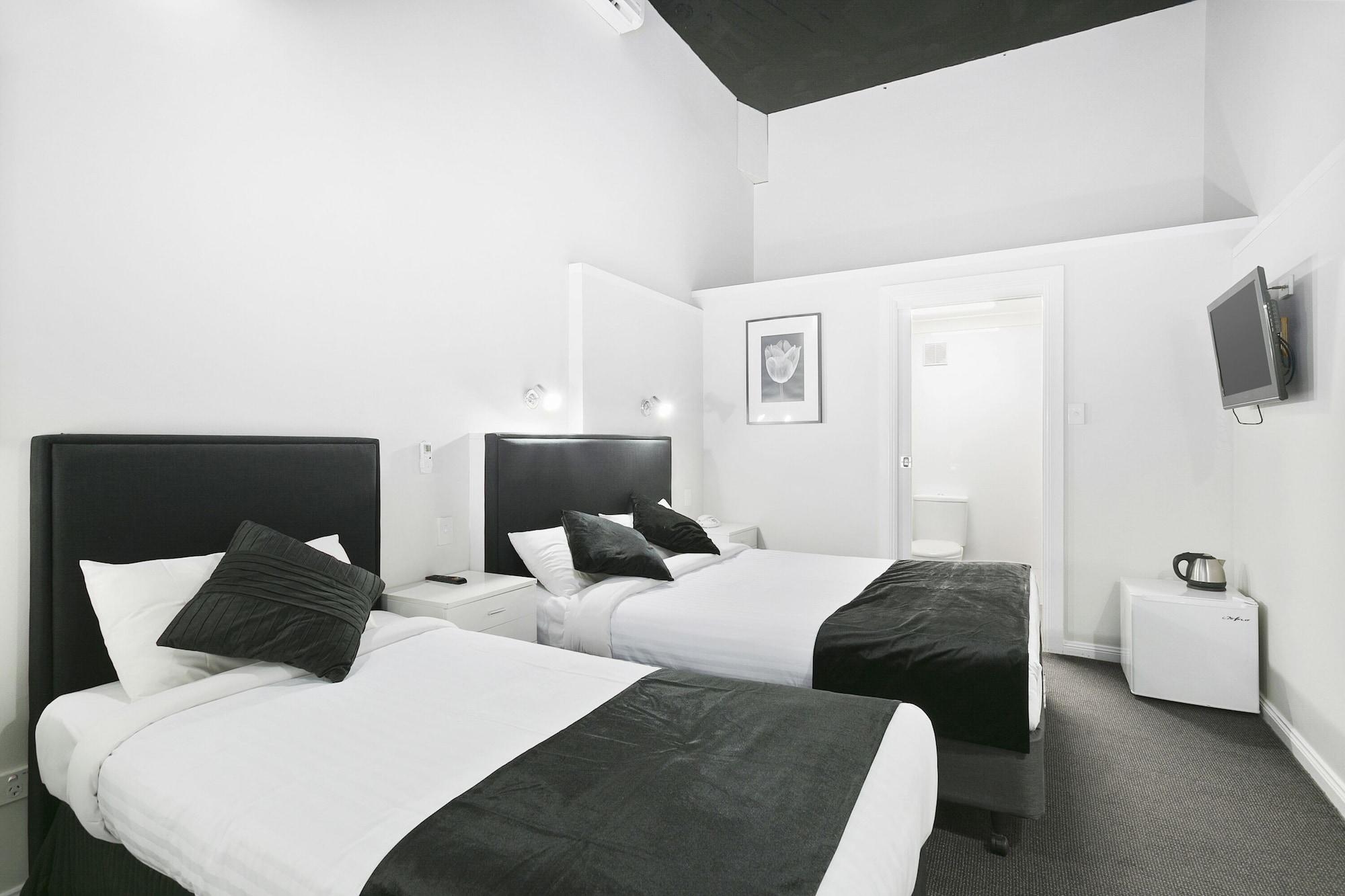 Airport Hotel