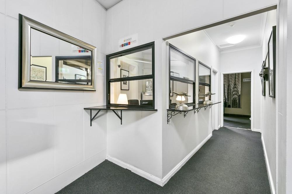 Airport Hotel