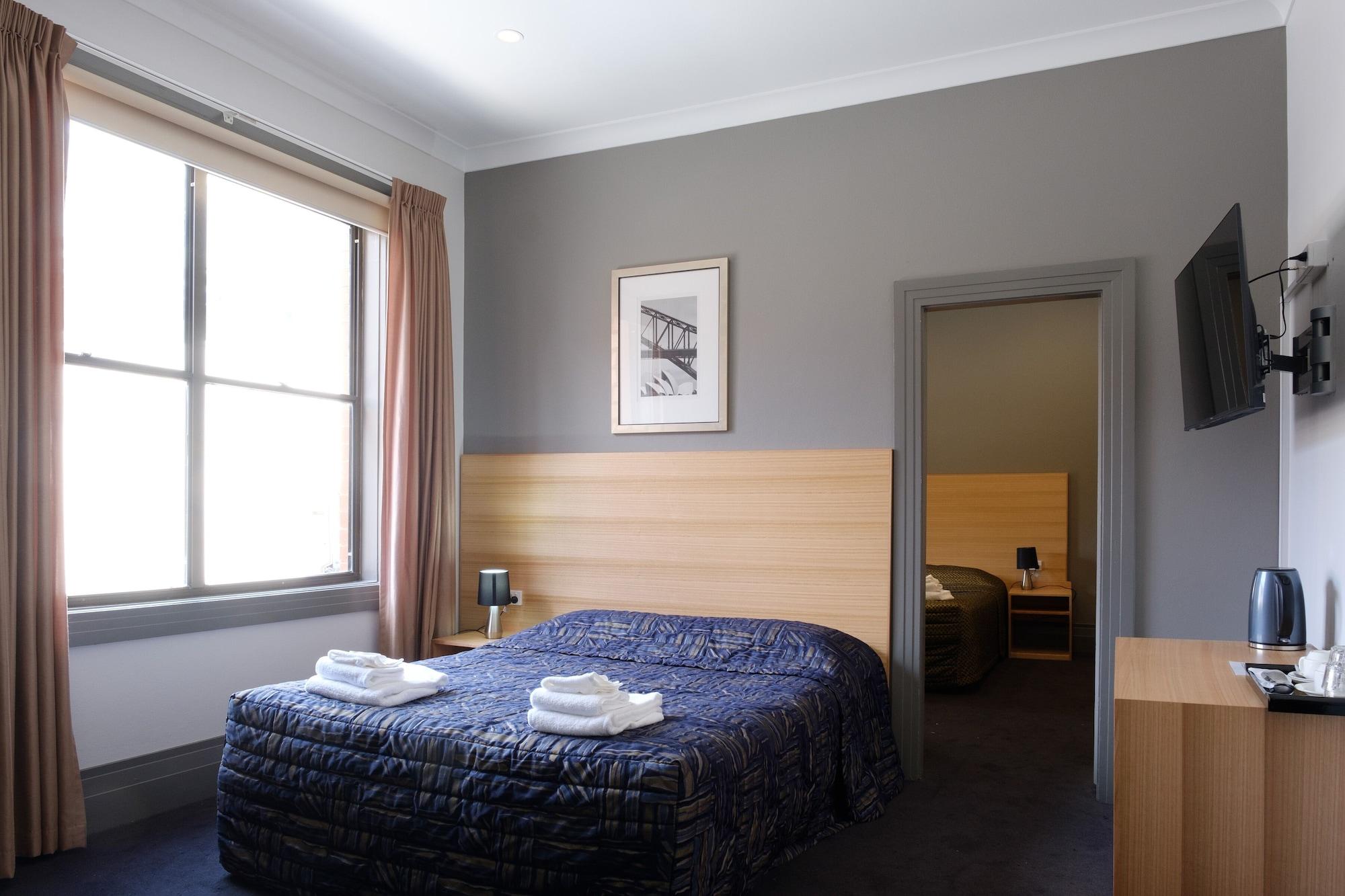 Royal Exhibition Inn