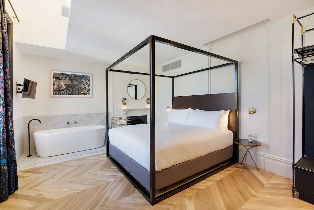 Crystalbrook Albion Hotel 5*