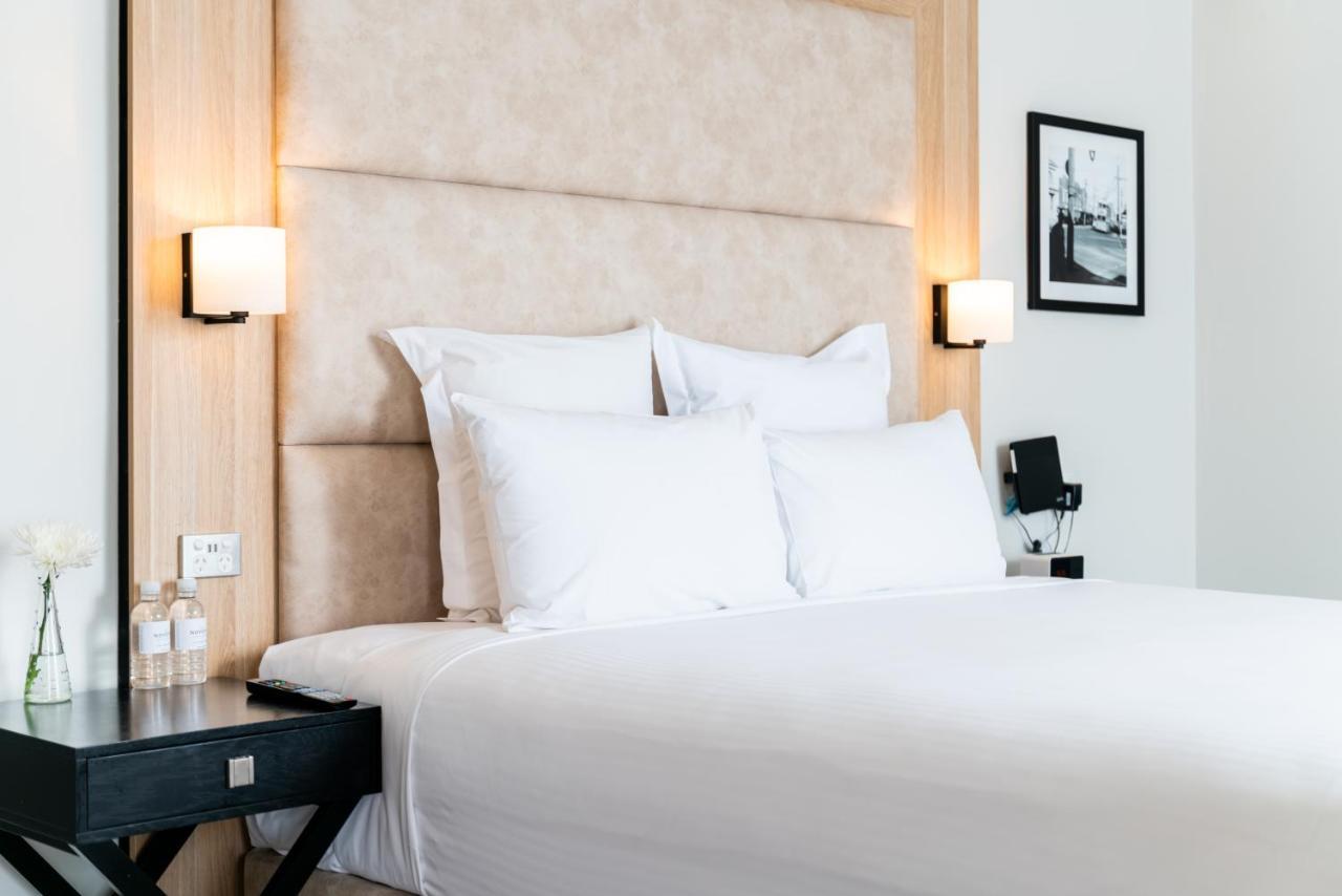 Novotel Brighton Hotel 4*