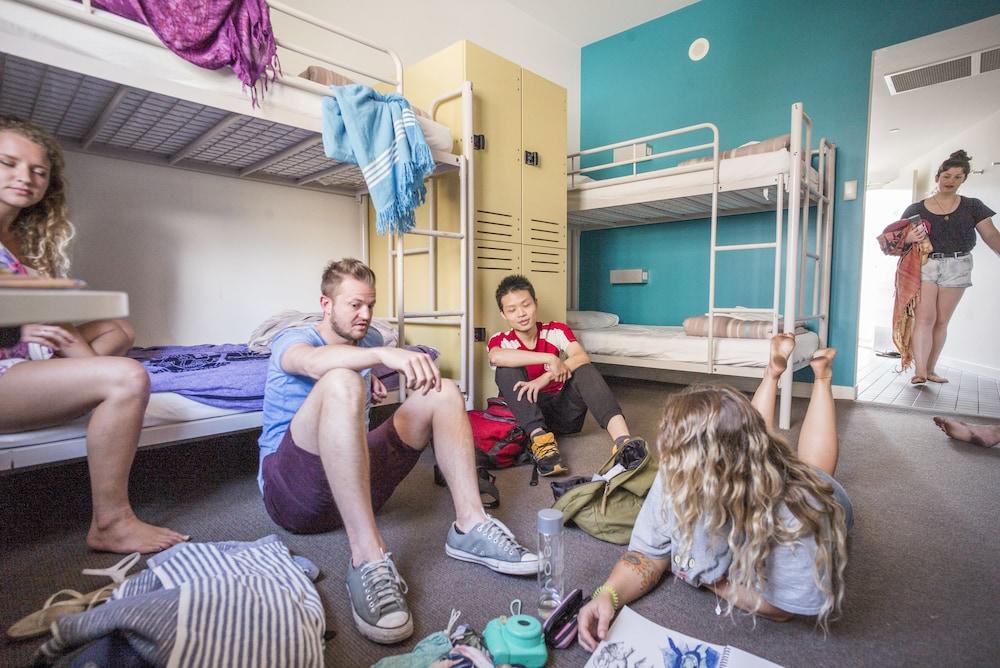 Yha Harbour Sydney