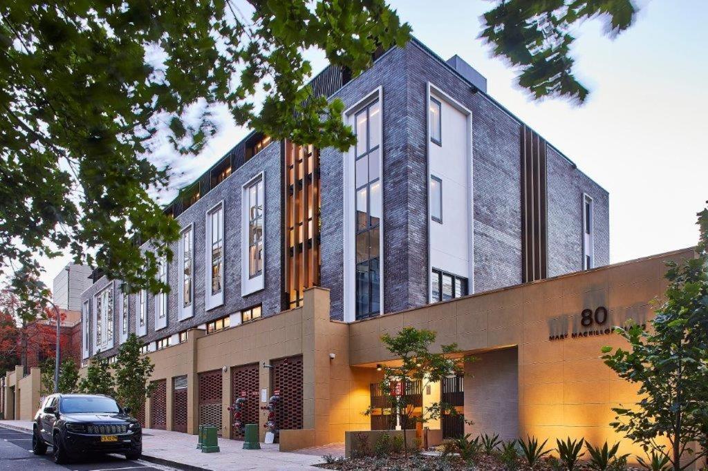 Mary Mackillop Place Hotel