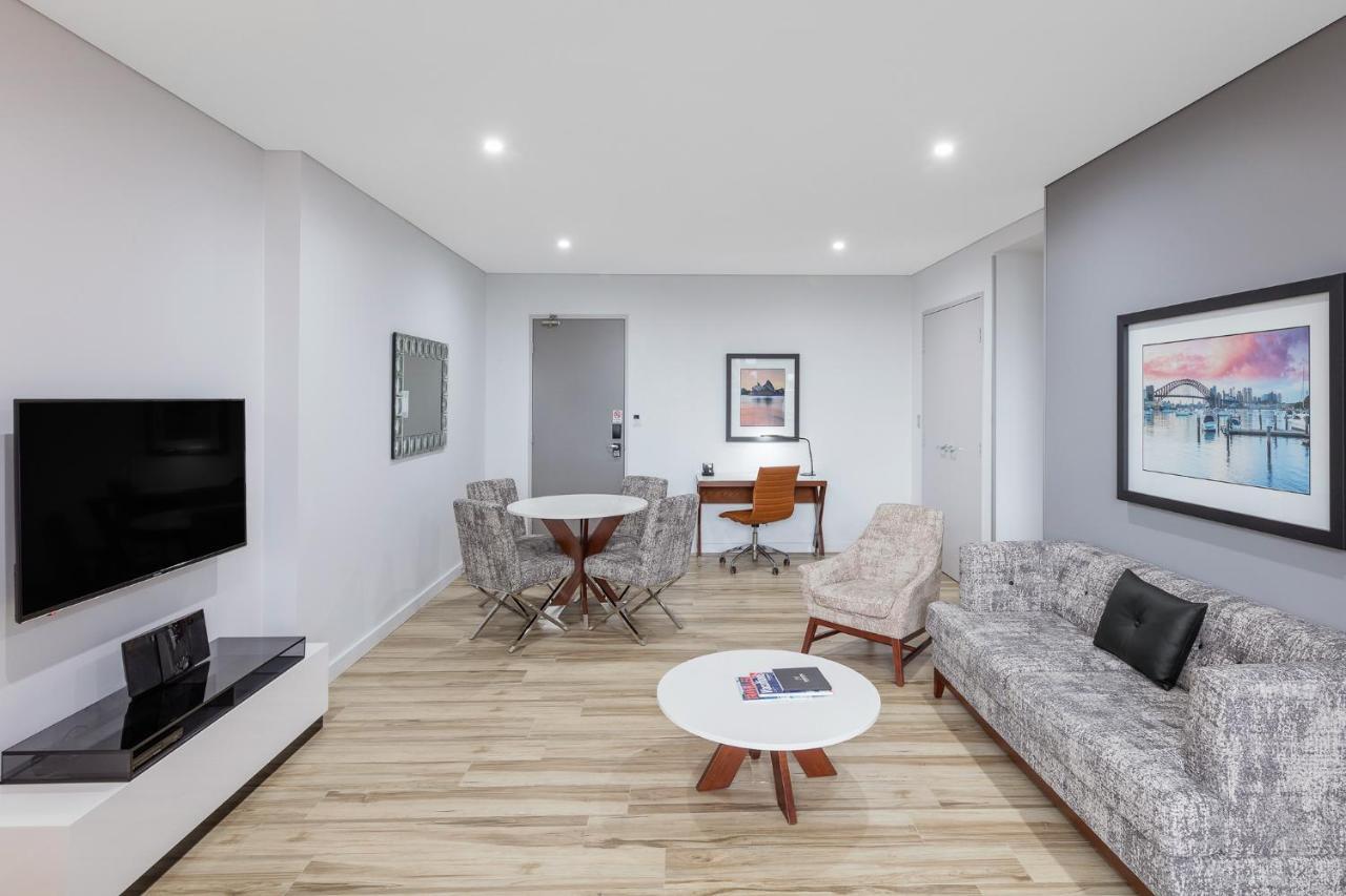Meriton Church Street, Parramatta Hotel 5*