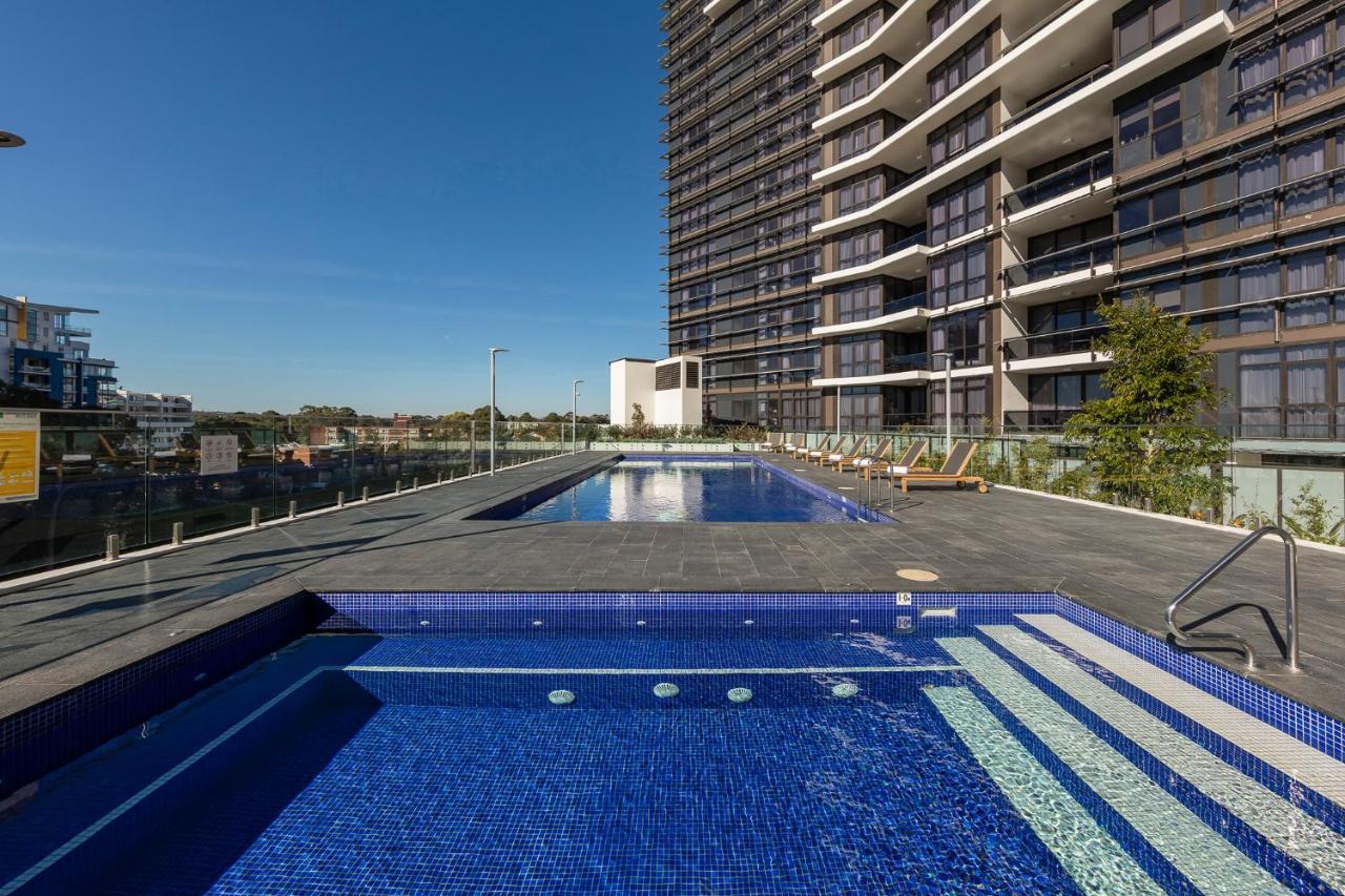 Meriton Church Street, Parramatta Sydney
