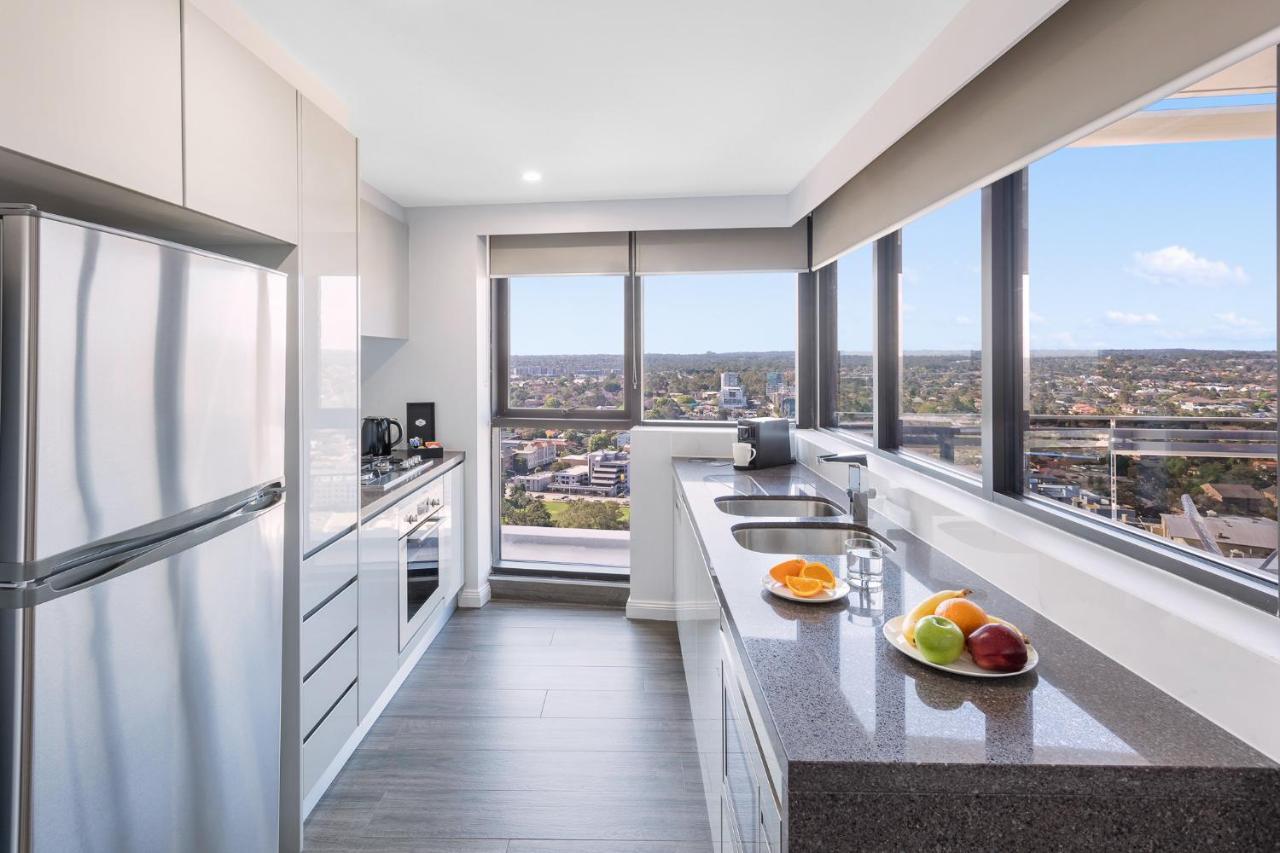 Hotel Meriton Church Street, Parramatta Sydney