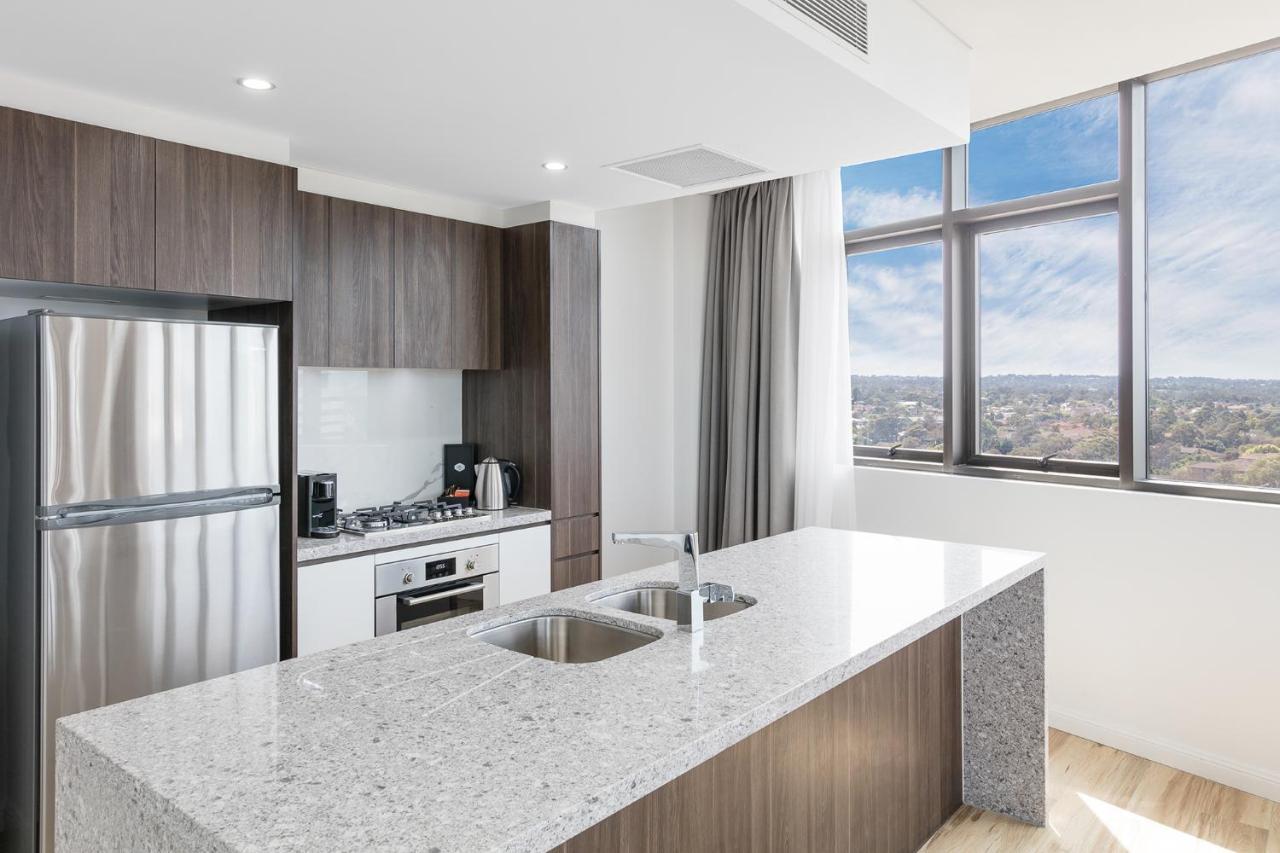 Hotel Meriton Church Street, Parramatta 5*