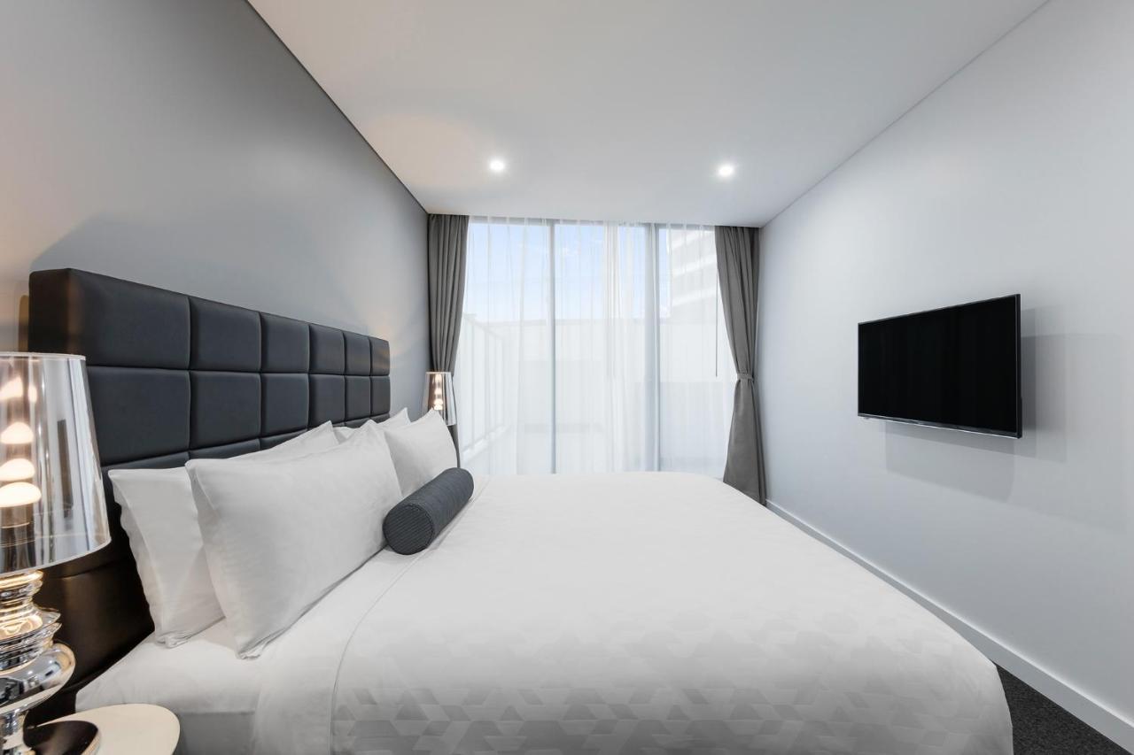 Hotel Meriton Church Street, Parramatta