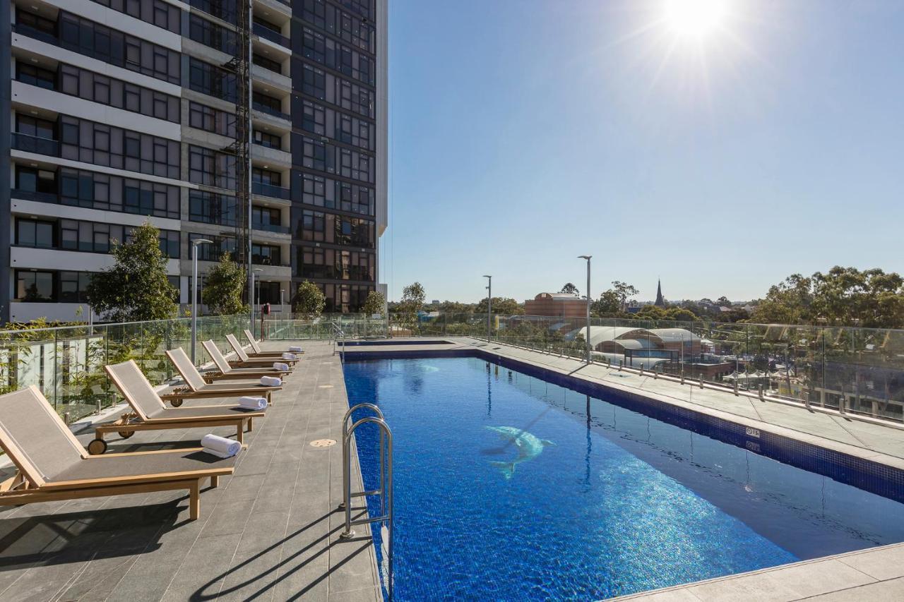 Hotel Meriton Church Street, Parramatta 5*