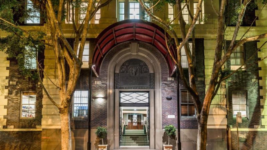 Oaks Goldsbrough 4* Sydney