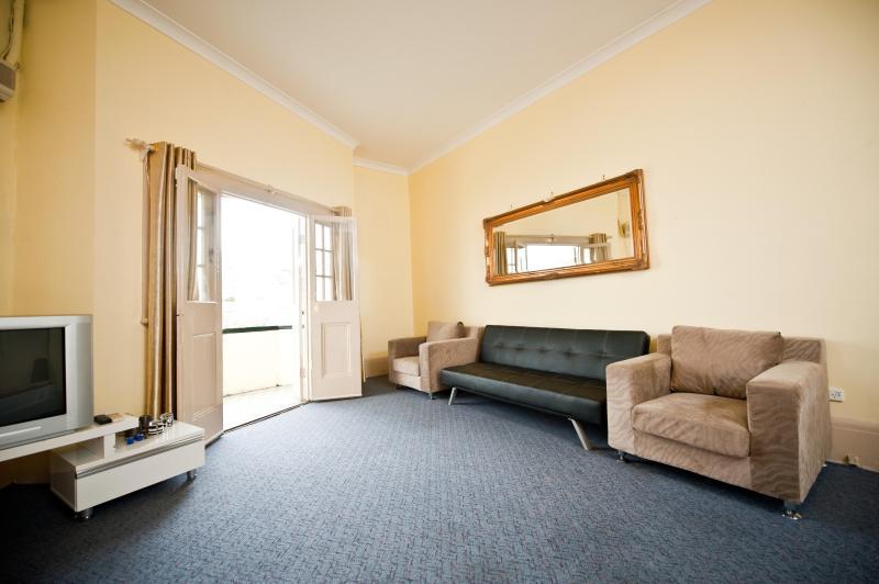 Hotel Budget