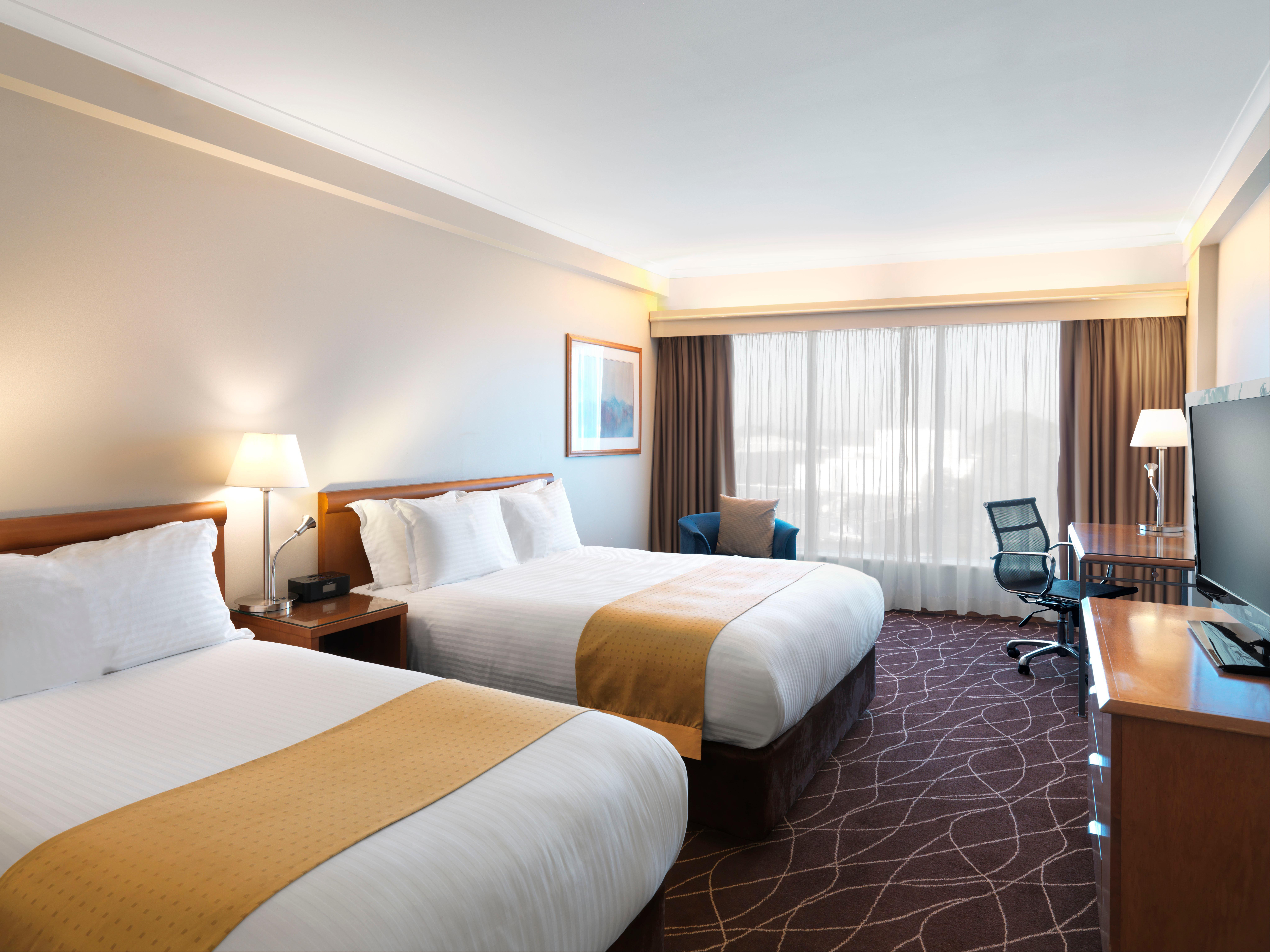 Hotel Crowne Plaza Airport By Ihg