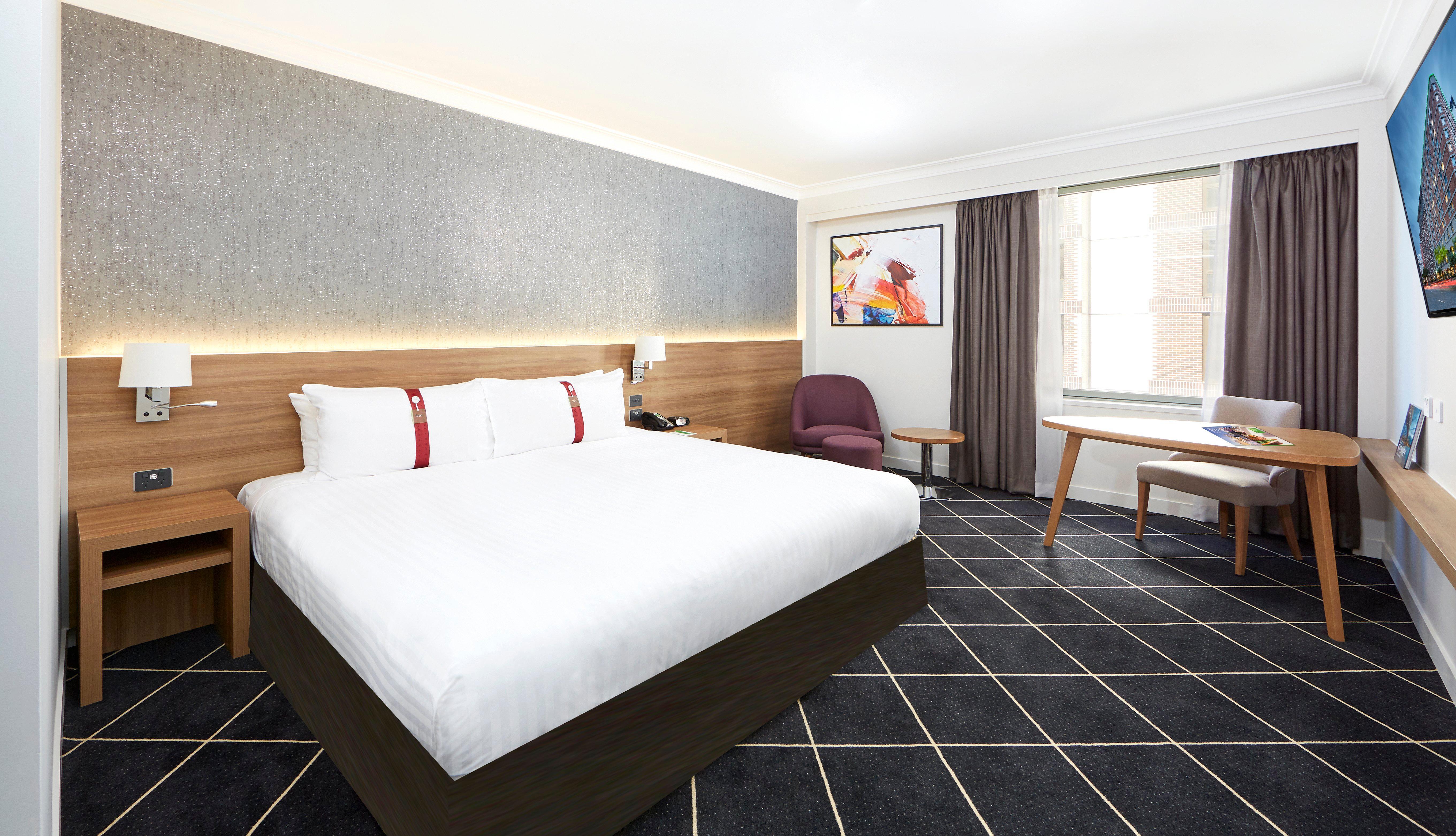 Hotel Furama Darling Harbour 4*