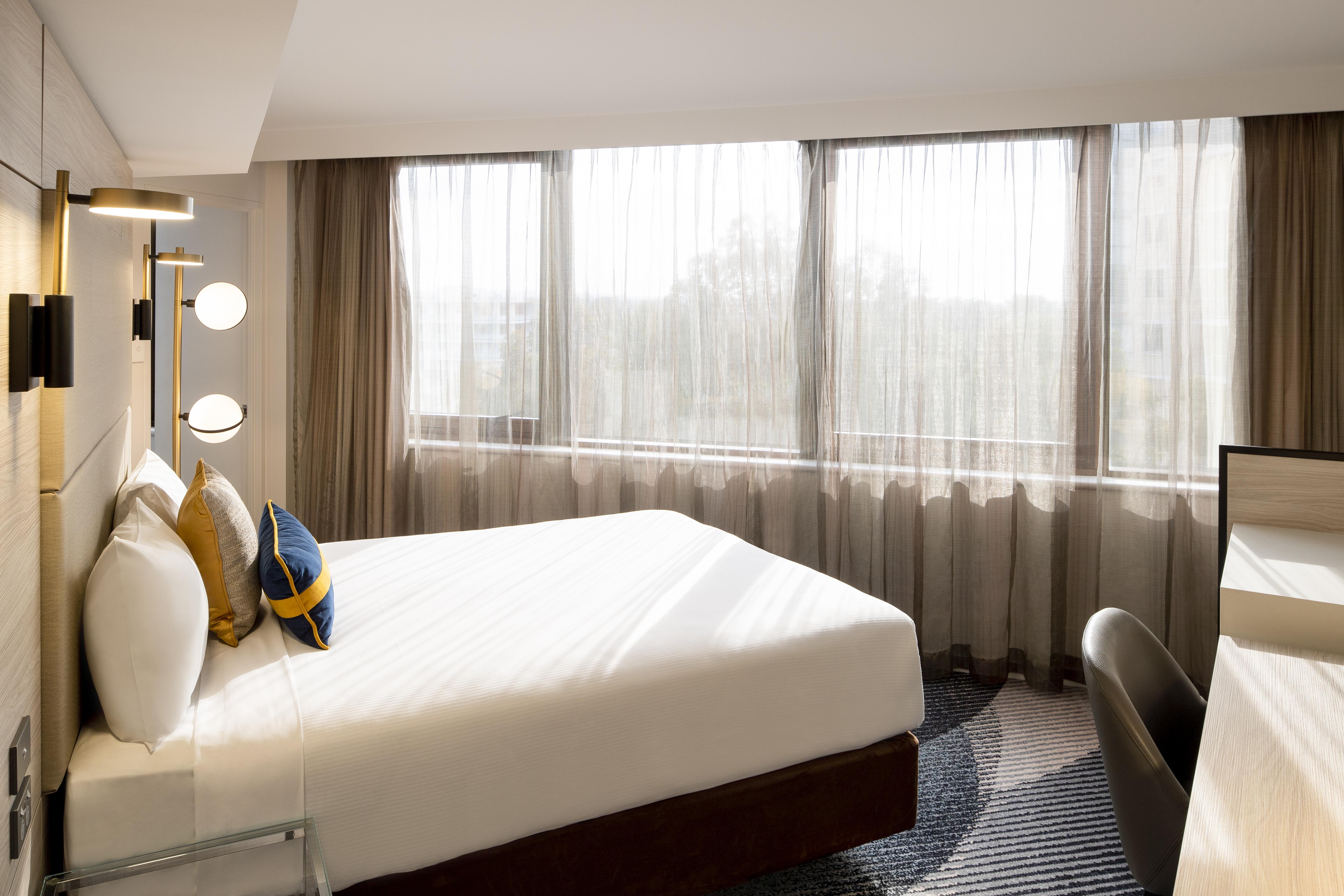 Novotel Parramatta 4*