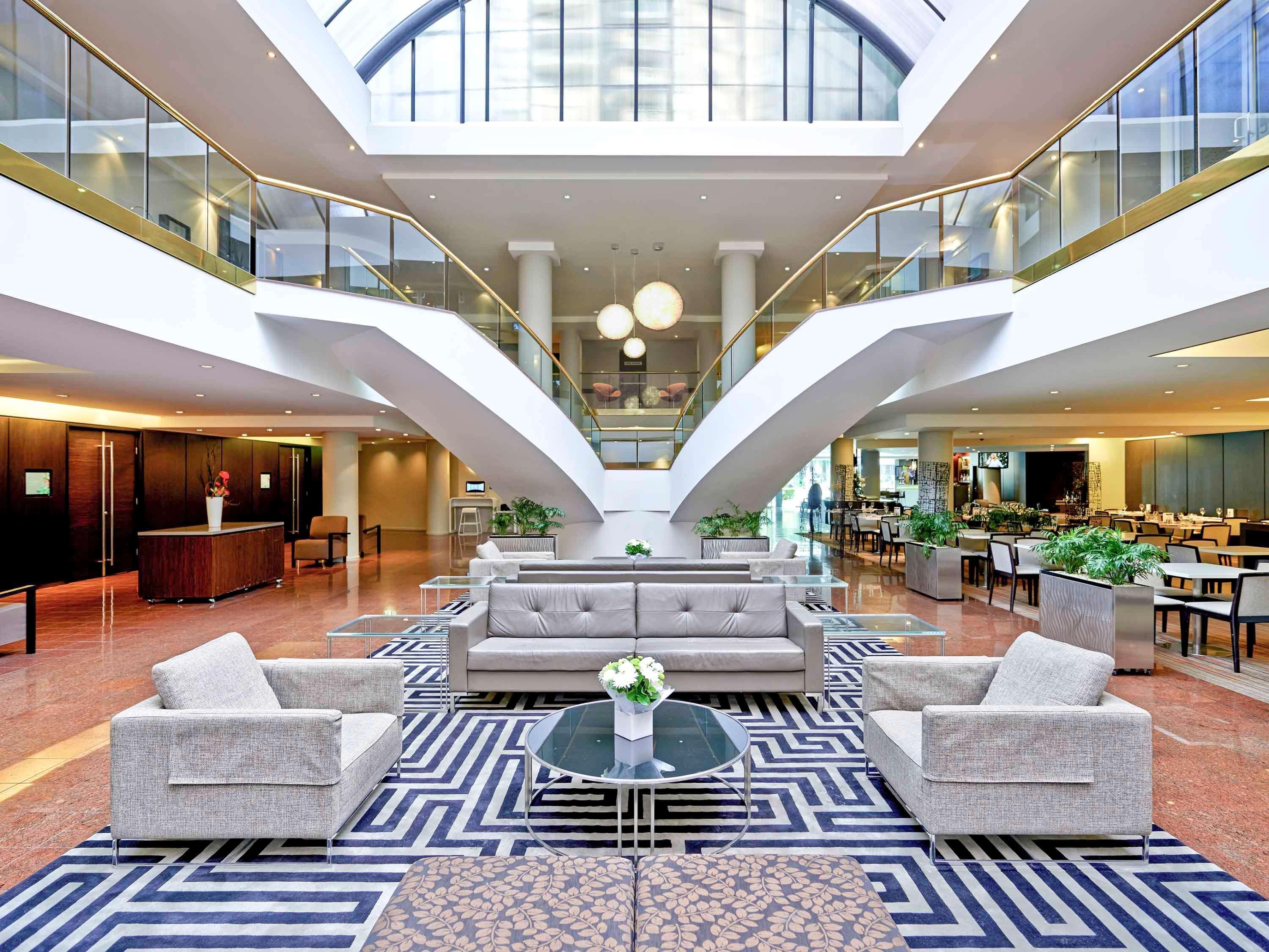 Novotel Parramatta 4*