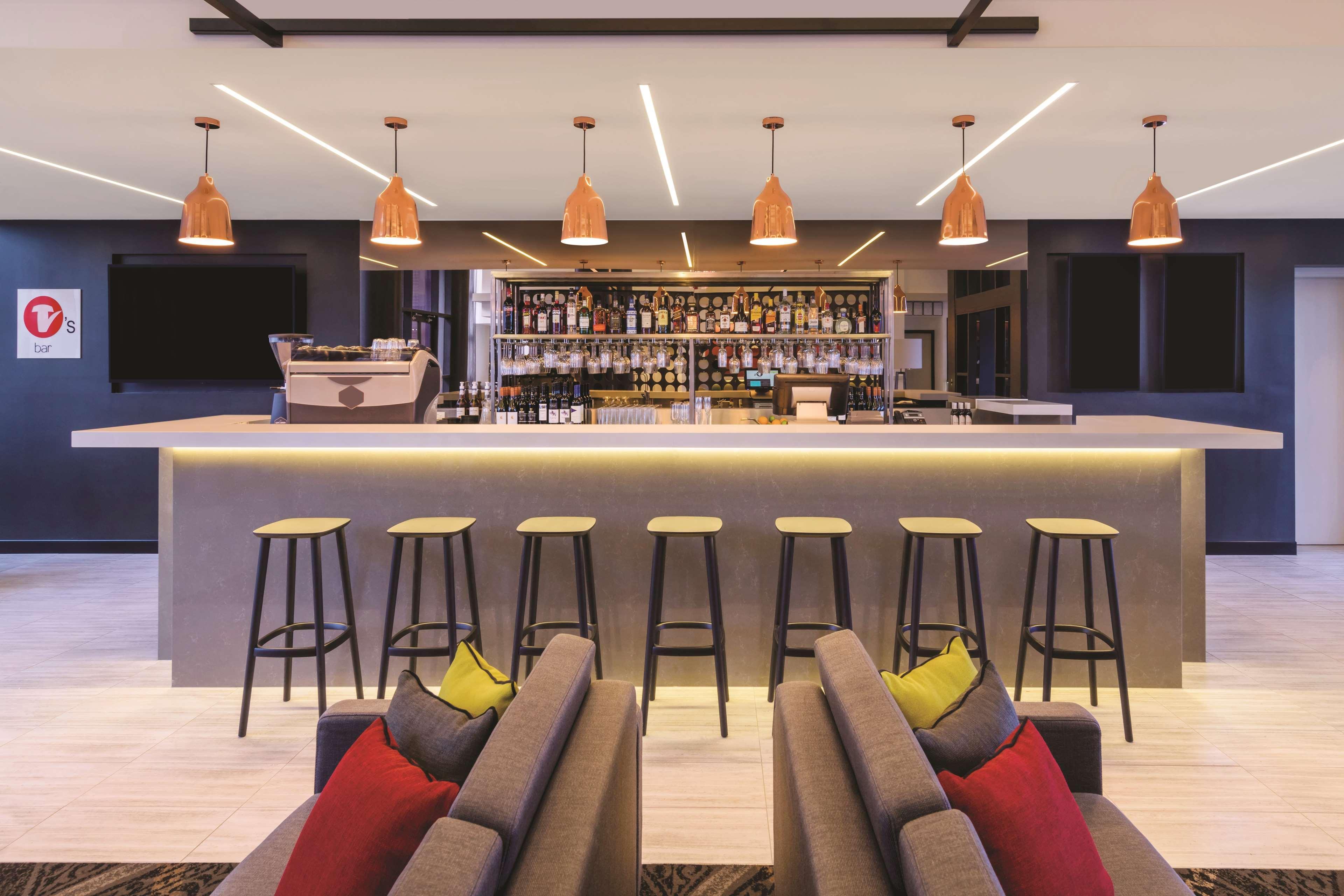 Hotel Travelodge Airport Sydney