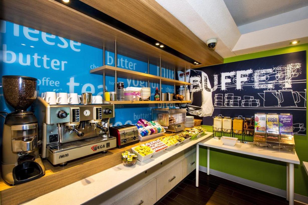 Ibis Budget - St Peters Hotel